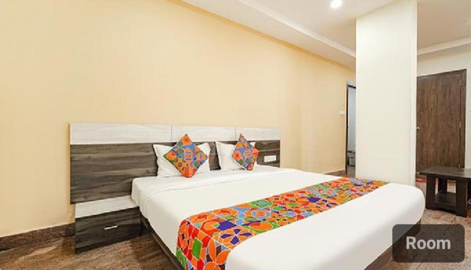 Hotel Lavish Residency Bangalore Exterior foto